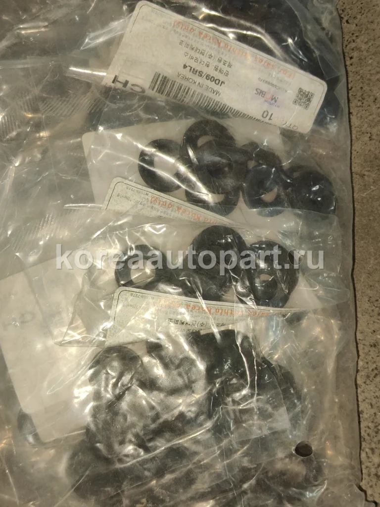 Cylinder Head Bolt / Bearing Cap Bolt – OE 22322-2B100